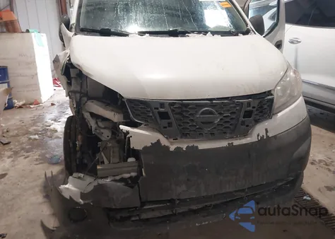 2015 Nissan Nv200 Sv z USA, uszkodzony, nr VIN 3N6CM0KN7FK735549